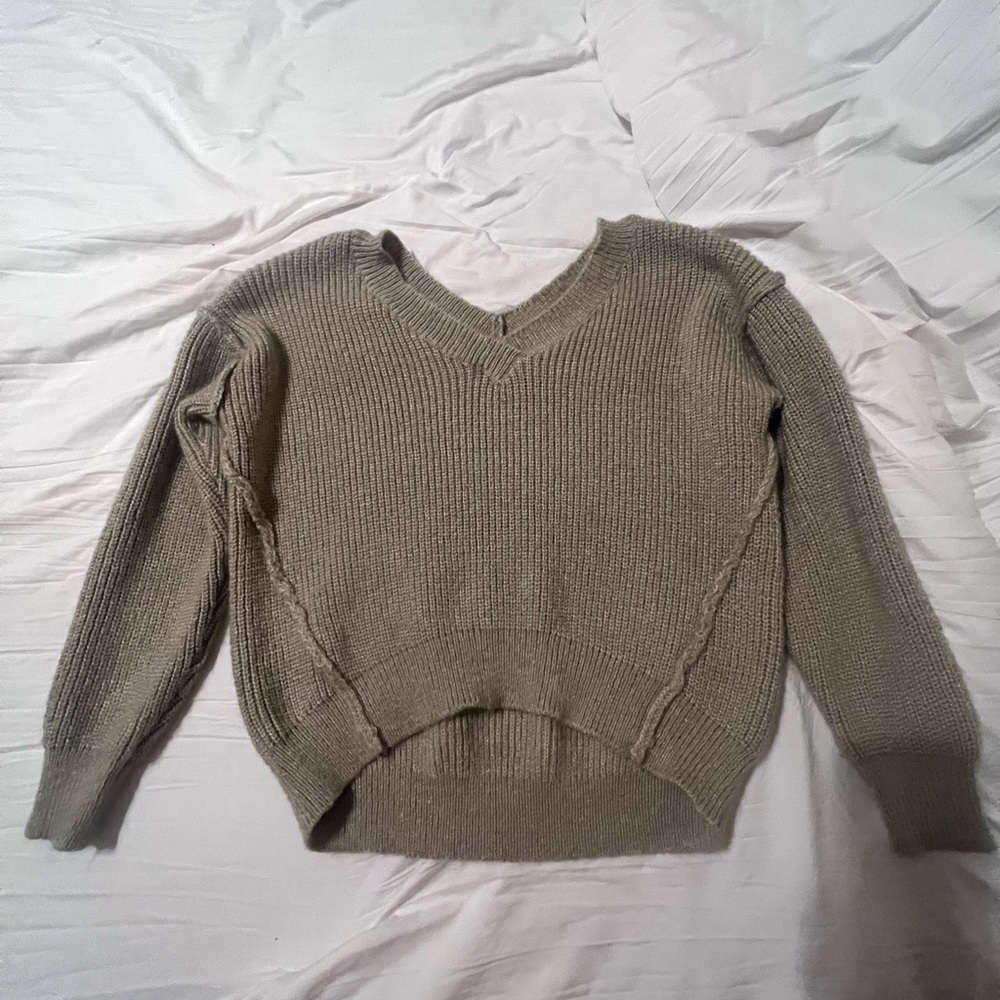 RUE21 green knit sweater